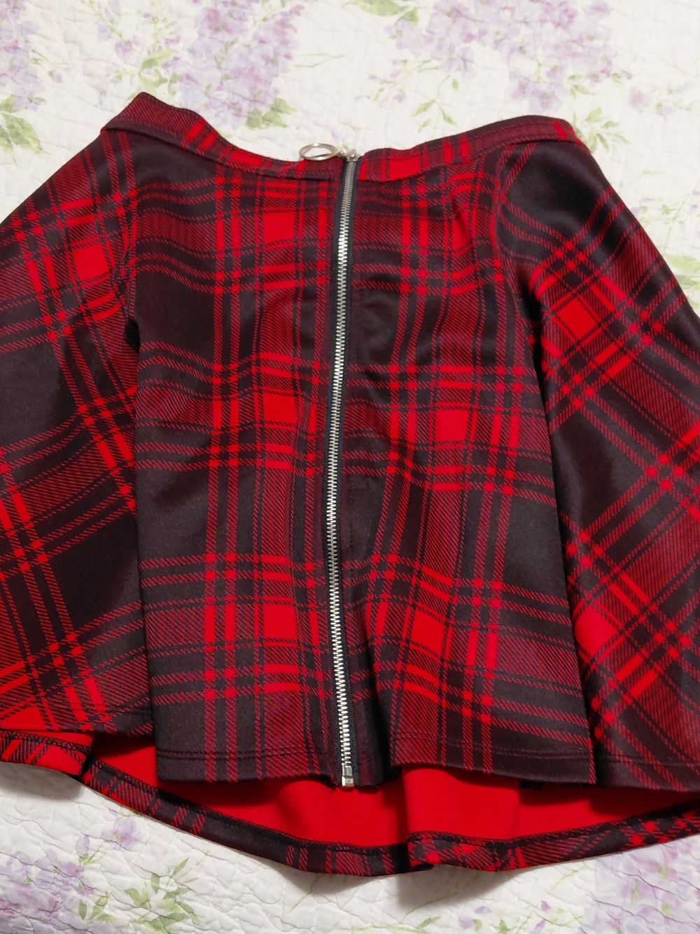 Hot Topic Red and Black Plaid Zipper Skirt